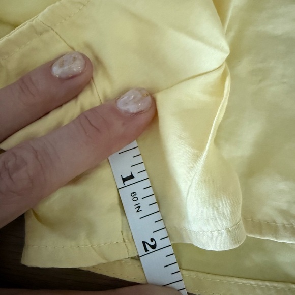 Rumours butter yellow shorts • NWT • Women’s small - Picture 6 of 7